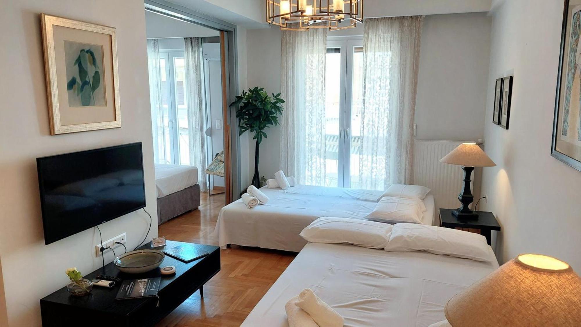 Elegant Apartment In Acropolis Atenas Exterior foto