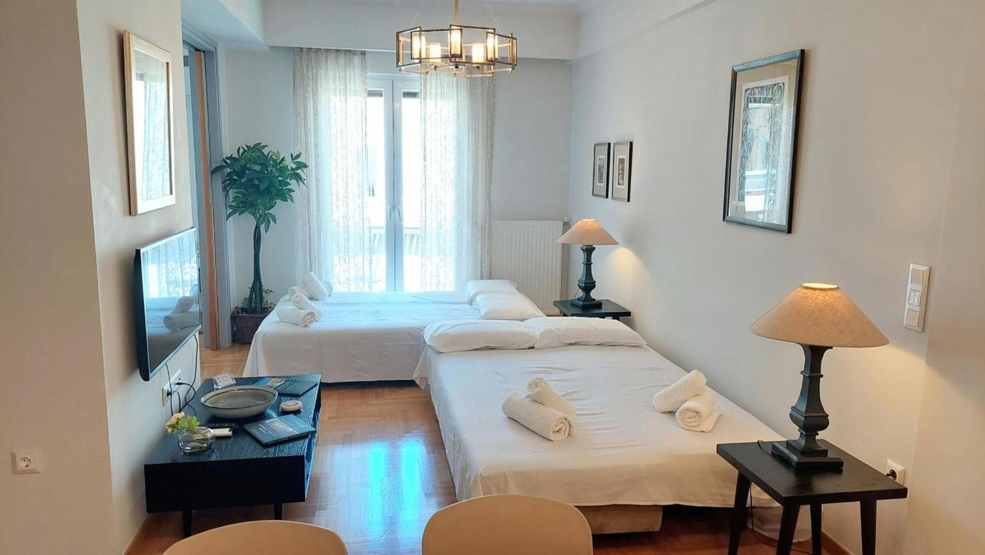 Elegant Apartment In Acropolis Atenas Exterior foto